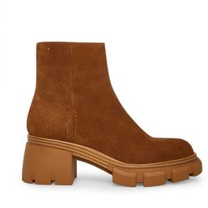 Steve Madden Chelsea boots